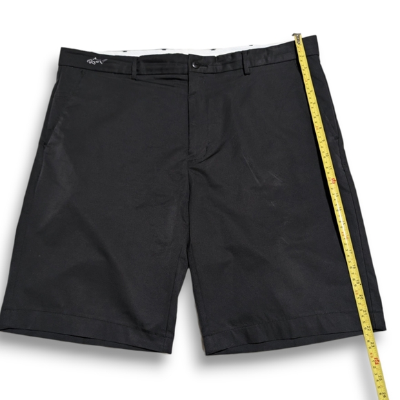 Greg Norman Black Shark Logo Golf ML75 Shorts Stretch Mens Size 40, 10" Inseam - Picture 9 of 10